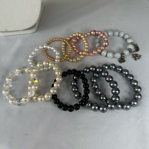 Group of 10 round pearl bead style stretch bracelets
